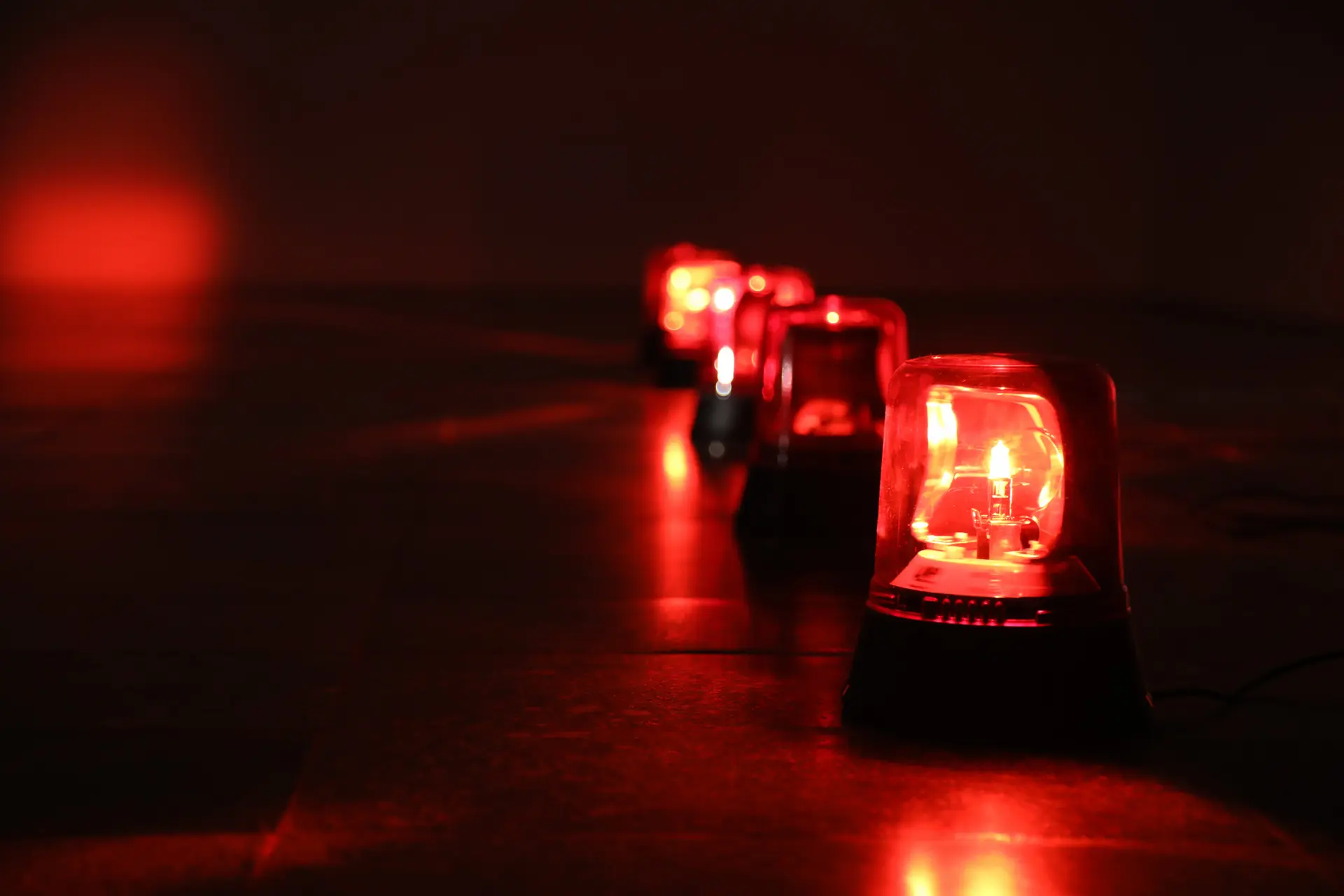 red alert light alarm
