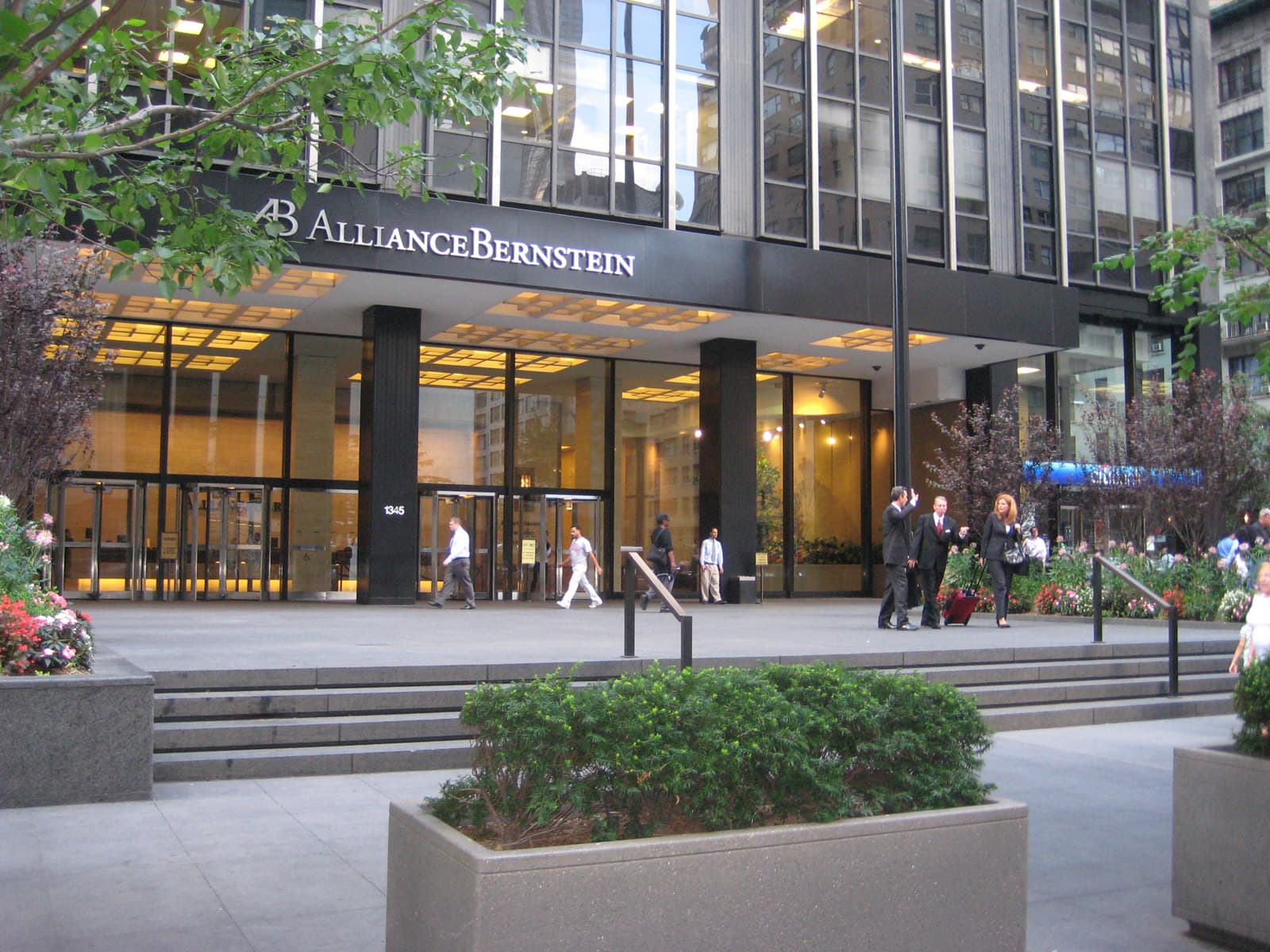 alt