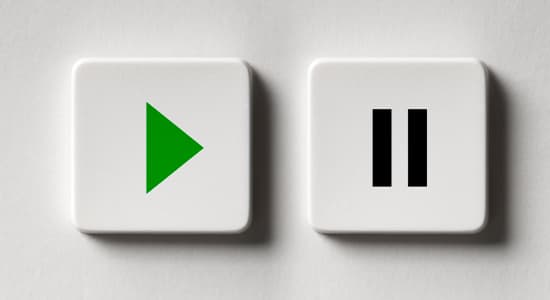 Pause button