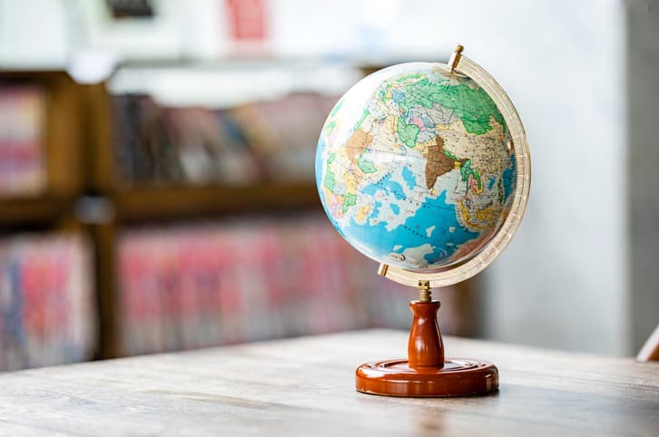 Globe
