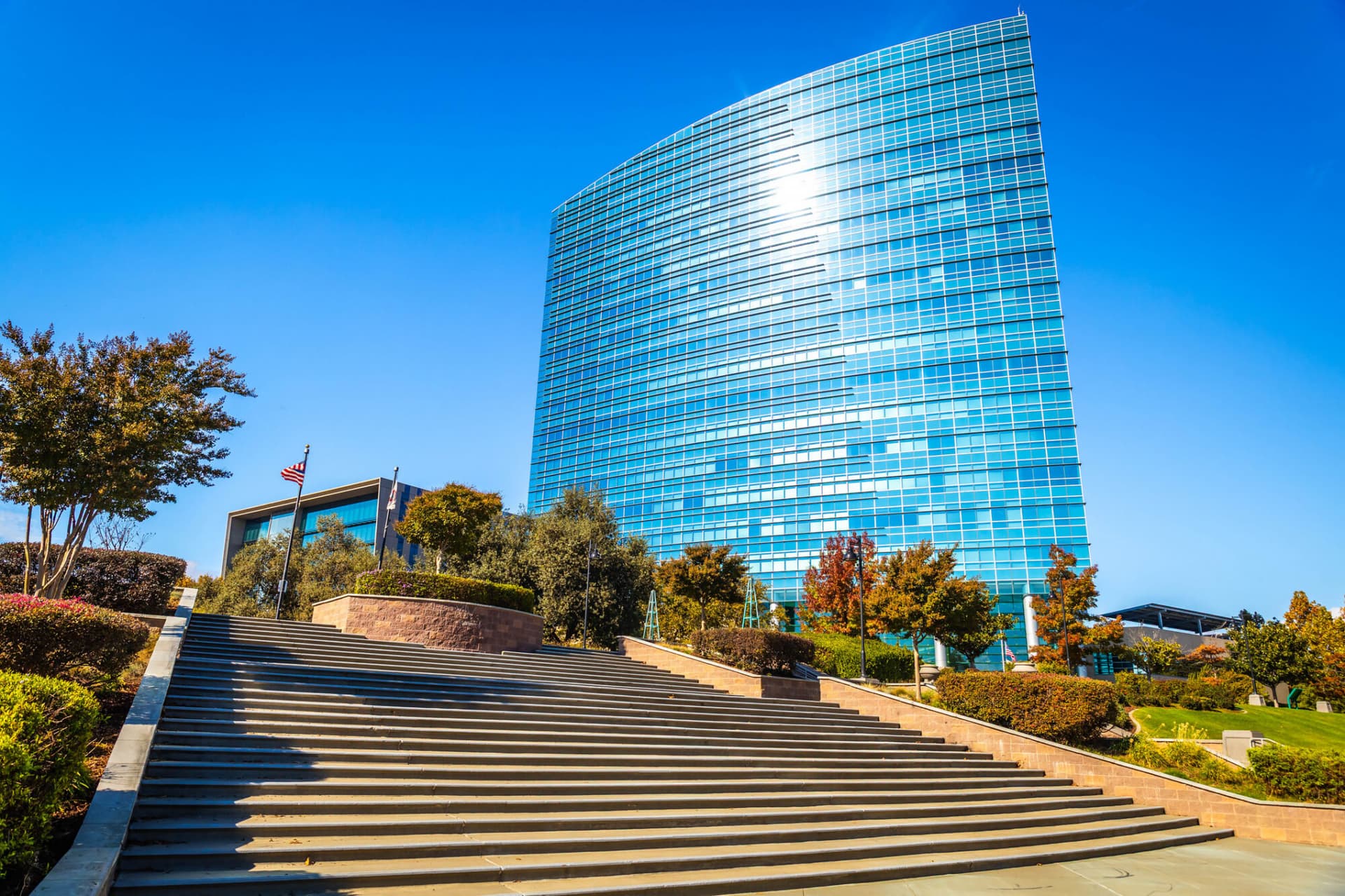 Sacramento, CA, USA - November 12, 2025: Modern government office headquarters building of the California State Teachers Retirement System in Sacramento.